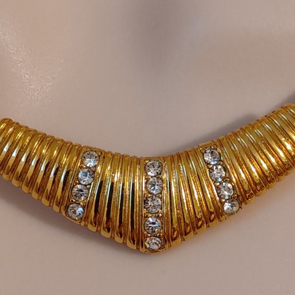 Vintage 80s Trifari Gold Collar Necklace Choker - Picture 3 of 8